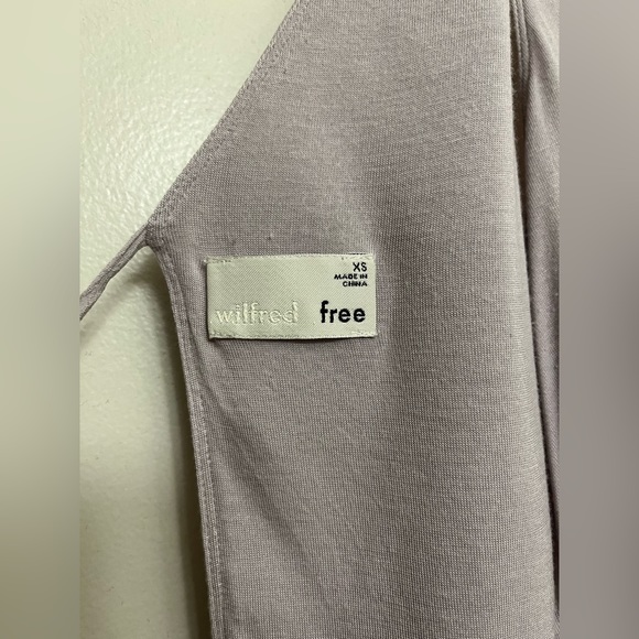 Aritzia - Wilfred Free Kempner Top in Lilac - Picture 4 of 12